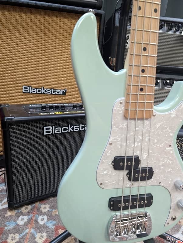 G&L Tribute Series SB-2 Bass 2026 - Surf Green | My Site